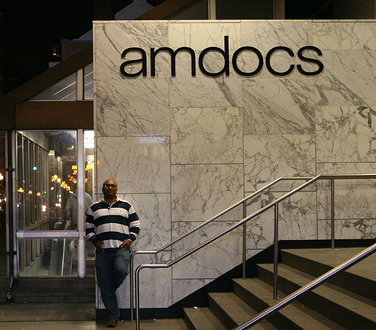 Amdocs continues push into network software