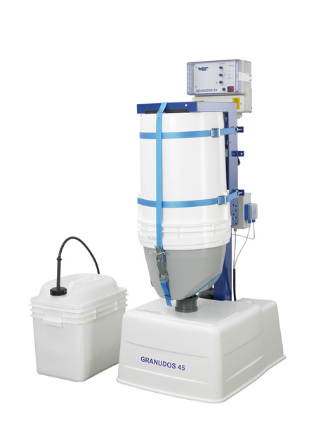 International Quadratics Granudos Cal Hypo Feeder