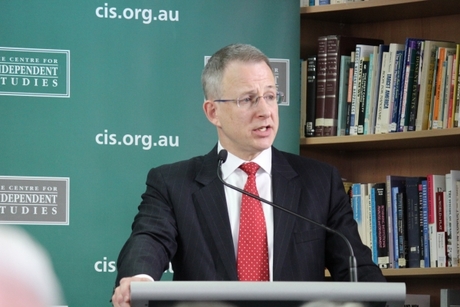 Labor's NBN policy a "shambolic mess": Fletcher Labor's NBN policy a "shambolic mess": Fletcher