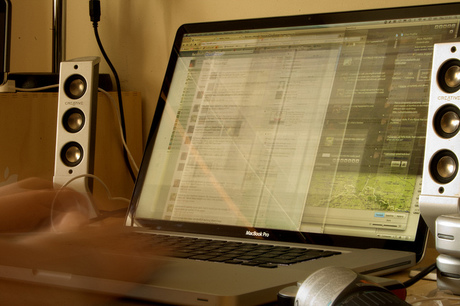 Telco sector responds to govt's data retention plan Telco sector responds to govt's data retention plan