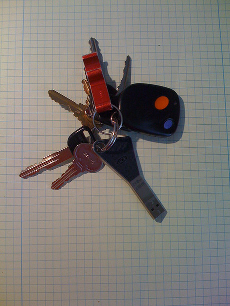 Google augments authentication with USB key Google augments authentication with USB key