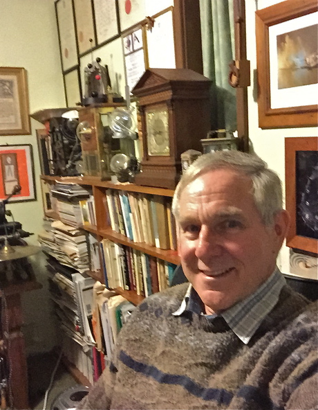 Monitoring moving molecules