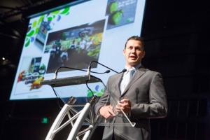 &#39;Ugly fruit&#39; campaign wins marketing award