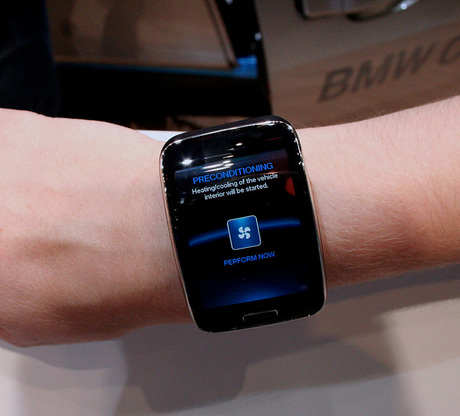 Researchers track keystrokes using smartwatches Researchers track keystrokes using smartwatches