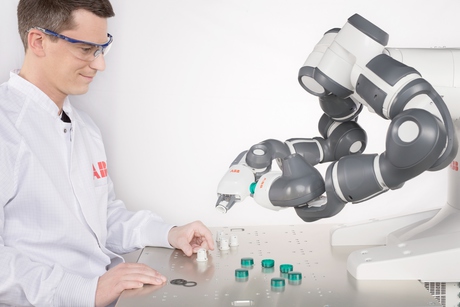 ABB&#39;s YuMi robot arrives in Australia