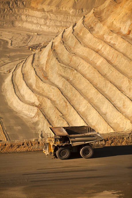 ETU chasing millions from resource companies for FIFO workers