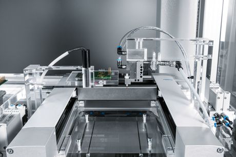 Meeting emerging challenges in manufacturing with lightweight robotics: Part 1 Meeting emerging challenges in manufacturing with lightweight robotics: Part 1
