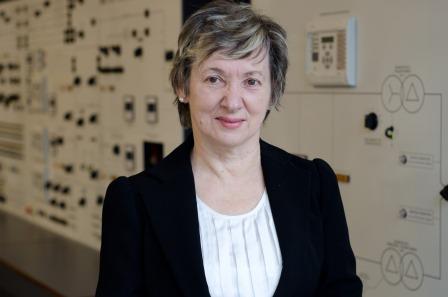 Comms specialist awarded ARC Laureate Fellowship Comms specialist awarded ARC Laureate Fellowship