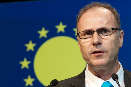 Australian researcher wins prestigious solar award