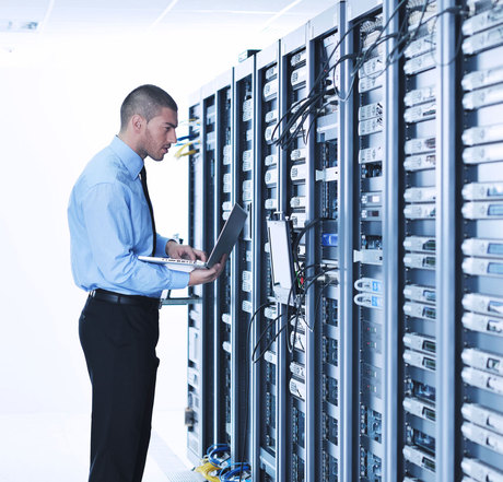 Cloud computing moves to the edge Cloud computing moves to the edge