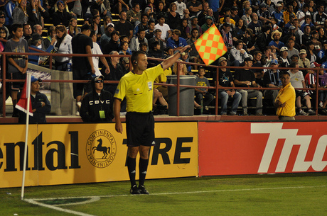 Sports apps raise staff security risks