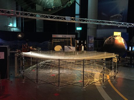 LSS deploys large antenna