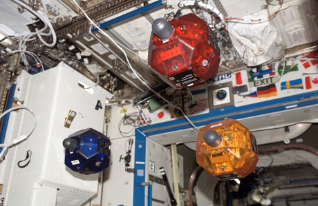 Silver and bronze for Australian high school students in international space robotics race Silver and bronze for Australian high school students in international space robotics race