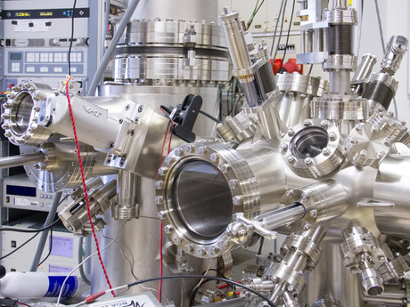 Switching oxygen molecules on and off