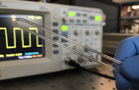 No scale, no problem: weighing tiny samples in fluid environments No scale, no problem: weighing tiny samples in fluid environments