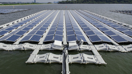 World's largest floating photovoltaic power plant test-bed World's largest floating photovoltaic power plant test-bed