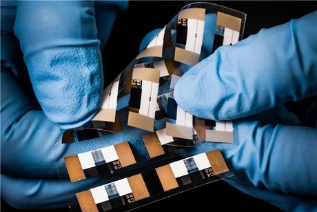 Precise control of printed electronics Precise control of printed electronics