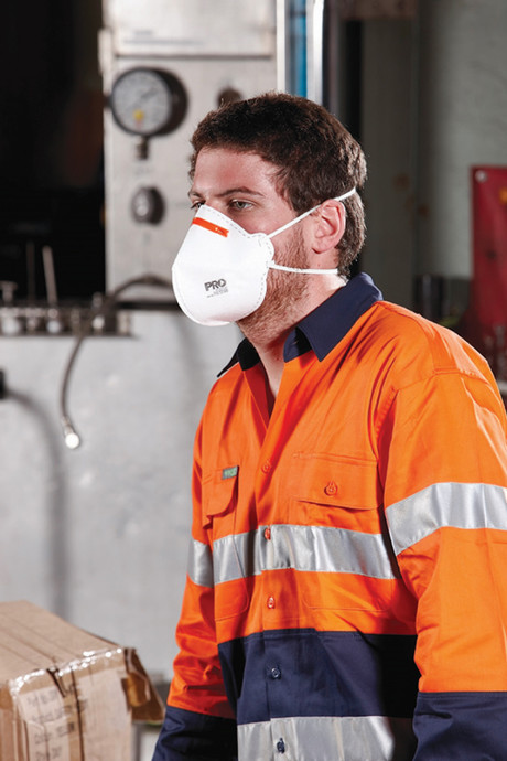How to safely don and doff PPE How to safely don and doff PPE