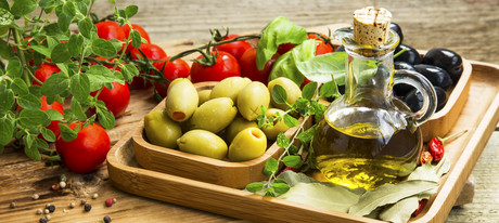 Mediterranean-style diet eliminates reflux medications