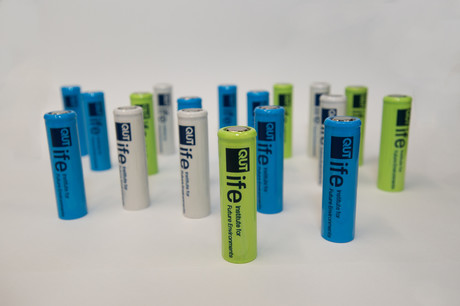 QUT creates lithium-ion batteries