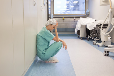 Study: 40% of healthcare professionals work while sick
