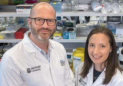 The rogue molecule &mdash; caught on film