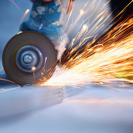 Welding explosion kills worker