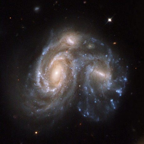 Galaxies get fat as they age Galaxies get fat as they age
