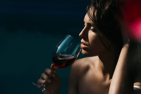 Alcohol intake linked to PMS symptoms Alcohol intake linked to PMS symptoms