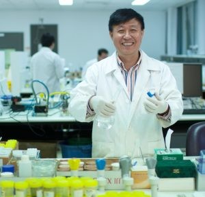 Australian-developed, energy-saving, colour-changing &#39;smart&#39; windows