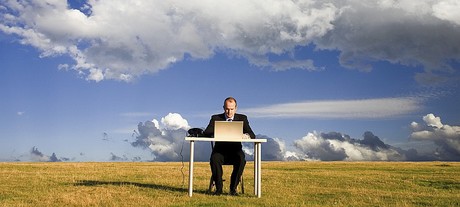 Why hybrid cloud improves disaster recovery Why hybrid cloud improves disaster recovery