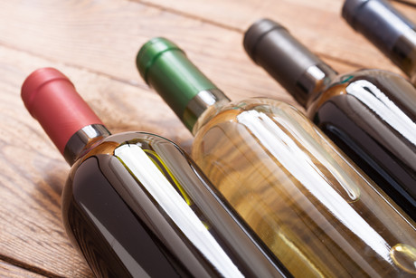 Magnetic particles could improve the flavour of wine