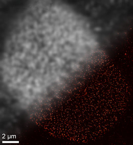 Modified DNA aptamers enhance super-resolution microscopy