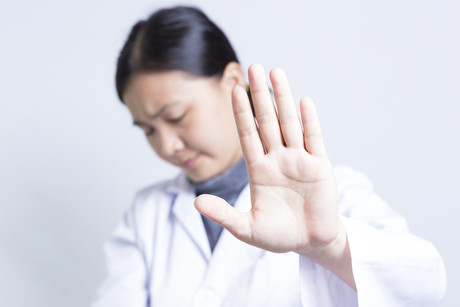 Hand-hygiene education for future doctors insufficient Hand-hygiene education for future doctors insufficient