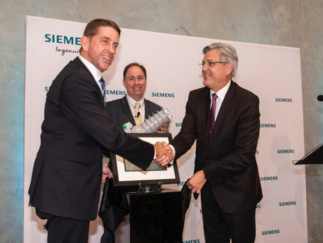 Siemens opens Qld facility for local manufacturing and export Siemens opens Qld facility for local manufacturing and export