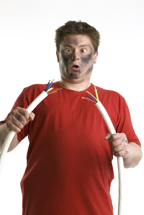 Home owners warned not to use unlicensed electricians Home owners warned not to use unlicensed electricians