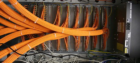 Telstra workers vote for strike option