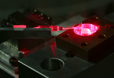 Faster internet with optical frequency combs Faster internet with optical frequency combs
