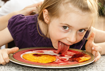 Smelling food flavours with your tongue Smelling food flavours with your tongue