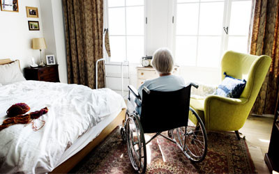 Closure of aged-care home leaves residents in limbo Closure of aged-care home leaves residents in limbo