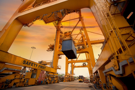 Crane's wire ropes slip in "major safety incident" Crane's wire ropes slip in "major safety incident"
