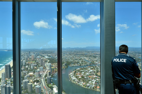 Queensland Police to receive 5000 body-worn cameras