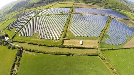 Coles deal leads to new solar plants