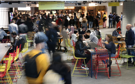 Plastic-free food court opens at UTS Plastic-free food court opens at UTS