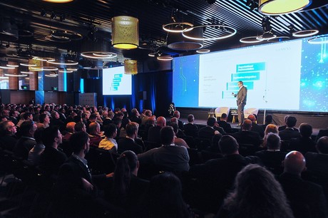 Digitalisation: helping business thrive and survive Digitalisation: helping business thrive and survive