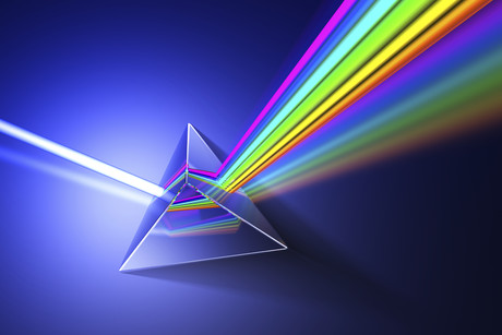 Determining the structure of complex molecules in medicines