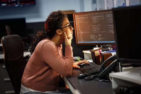 Survey shows highest and lowest paid Aussie IT jobs Survey shows highest and lowest paid Aussie IT jobs