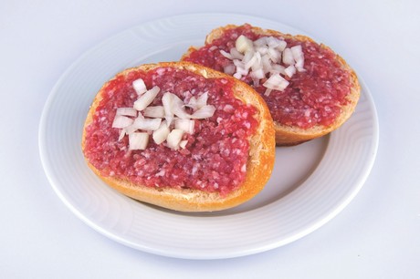 Rapid detection of <em>Salmonella</em> in food