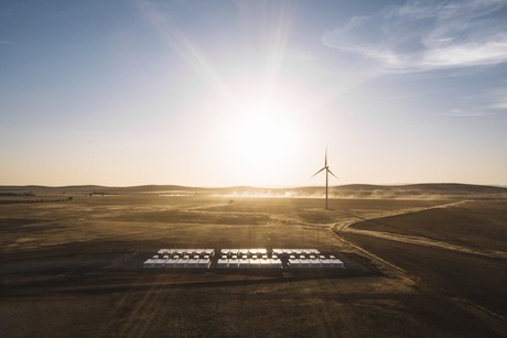 How a battery storage system can stabilise the grid