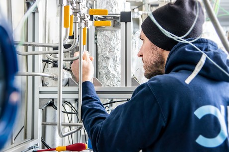 Facility to convert CO2 to carbon black powder Facility to convert CO2 to carbon black powder